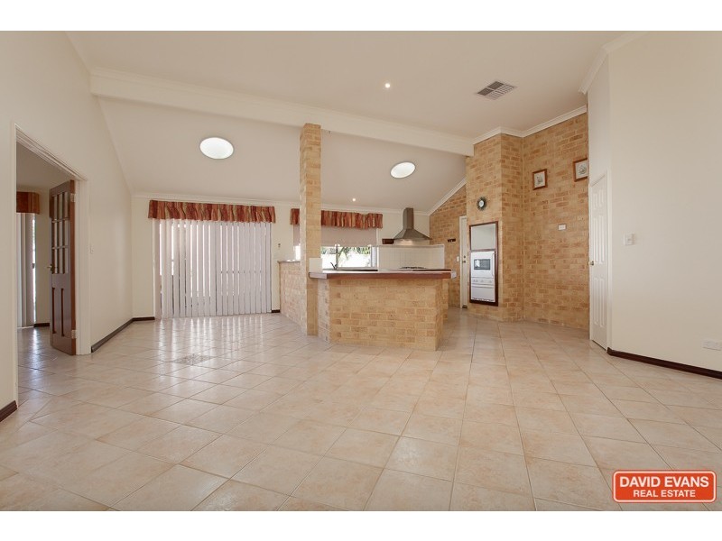 18 Formia Place, Secret Harbour WA 6173