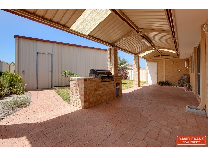 18 Formia Place, Secret Harbour WA 6173