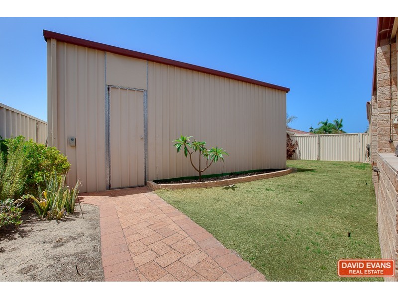 18 Formia Place, Secret Harbour WA 6173