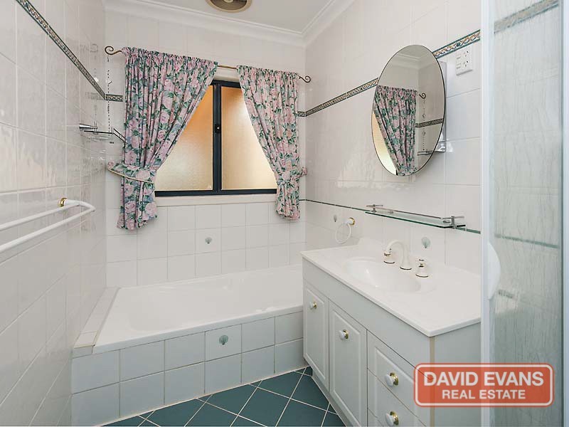 3 Charles Place, Wannanup WA 6210