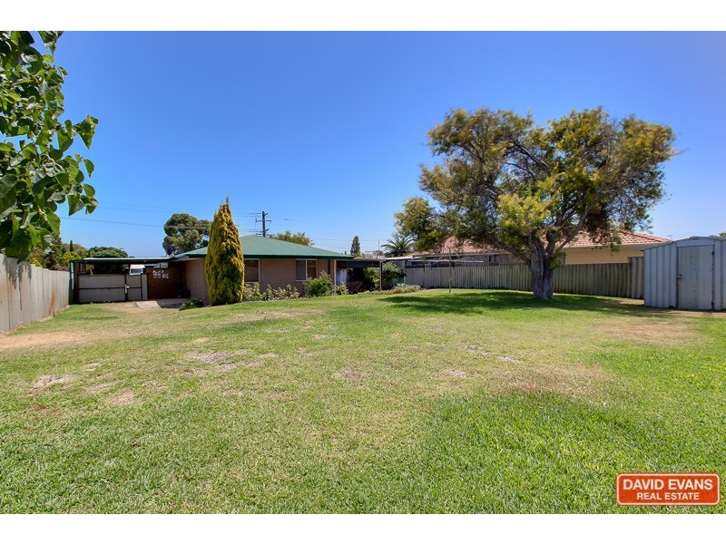 59 Elswick Street, Safety Bay WA 6169