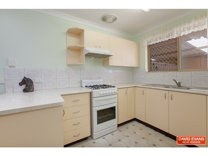 2/27 Goongarrie Drive, Cooloongup WA 6168