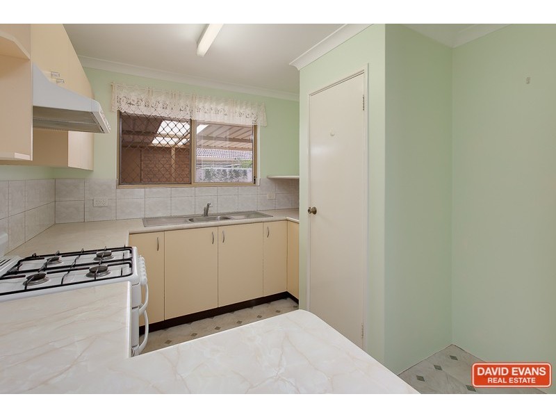 2/27 Goongarrie Drive, Cooloongup WA 6168