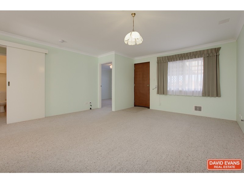 2/27 Goongarrie Drive, Cooloongup WA 6168