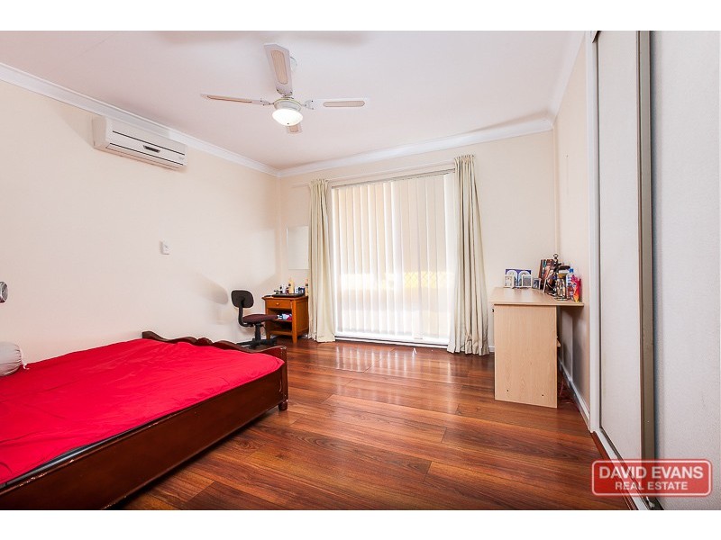29 Kurrawa Street, Hillman WA 6168