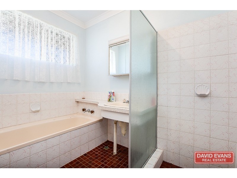 29 Kurrawa Street, Hillman WA 6168