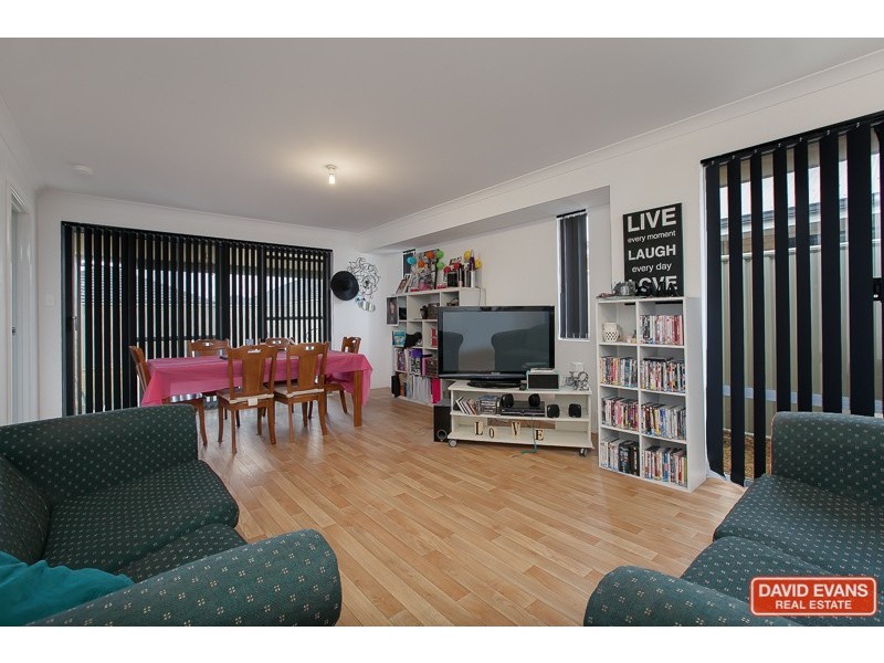 17 Ettrick Way, Golden Bay WA 6174