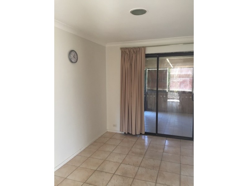 95 Seabrook Ave, Rockingham WA 6168
