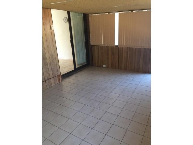 95 Seabrook Ave, Rockingham WA 6168