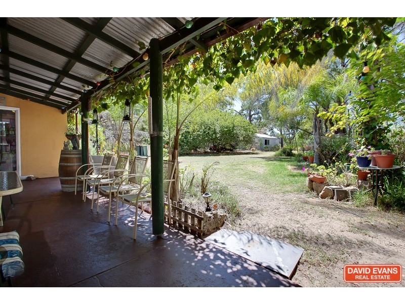 286 Newnham Road, Lake Clifton WA 6215