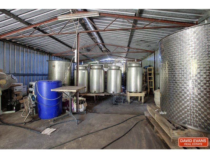 286 Newnham Road, Lake Clifton WA 6215