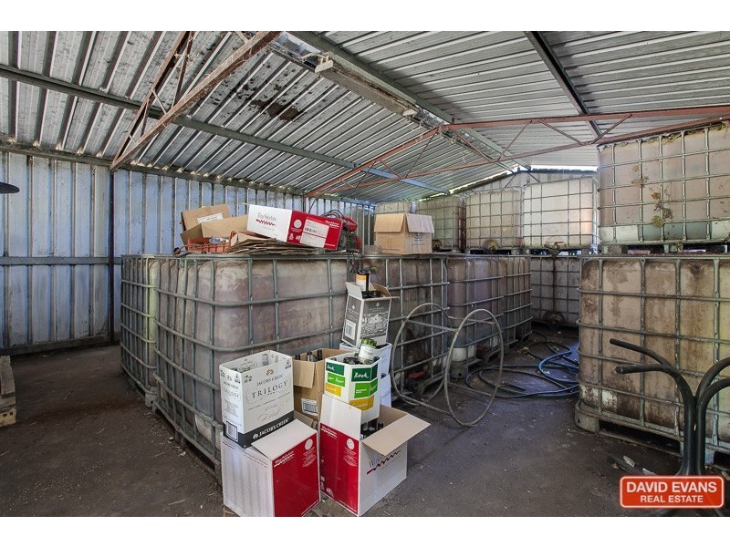 286 Newnham Road, Lake Clifton WA 6215