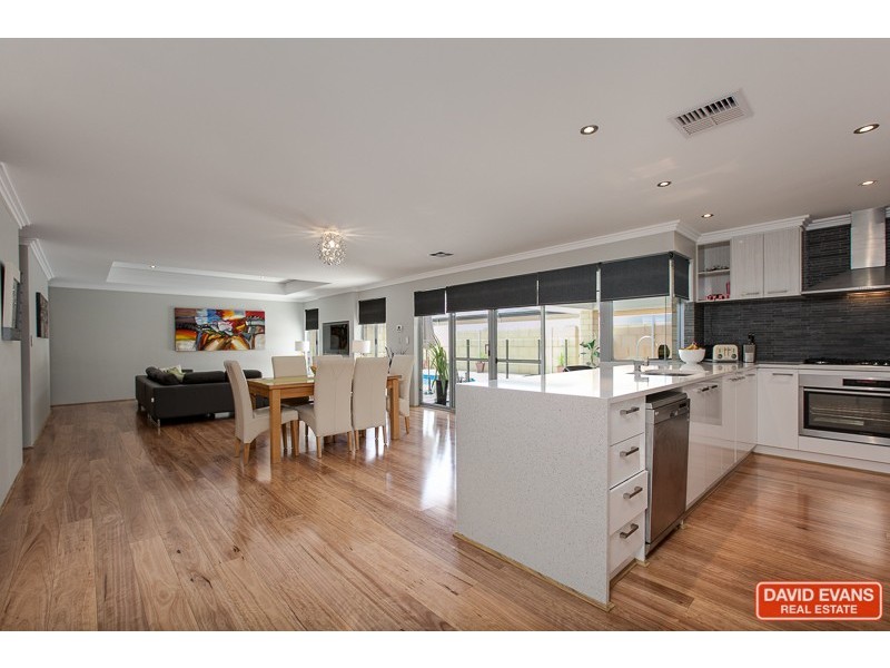 1 Flagstaff Crescent, Secret Harbour WA 6173