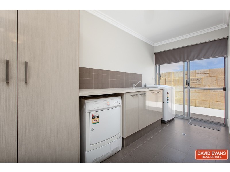 1 Flagstaff Crescent, Secret Harbour WA 6173