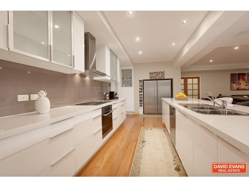 14 Oceanrunner Boulevard, Shoalwater WA 6169