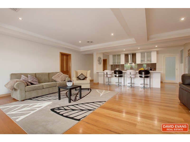 14 Oceanrunner Boulevard, Shoalwater WA 6169