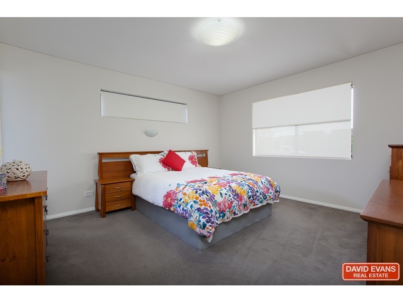 14 Oceanrunner Boulevard, Shoalwater WA 6169