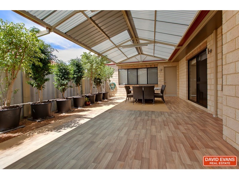 14 Oceanrunner Boulevard, Shoalwater WA 6169