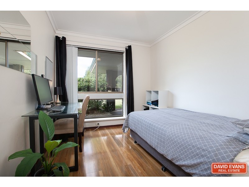 6 Taurus Court, Rockingham WA 6168