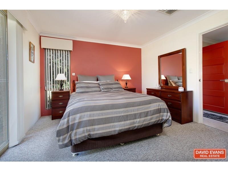 3 Rochester Way, Meadow Springs WA 6210