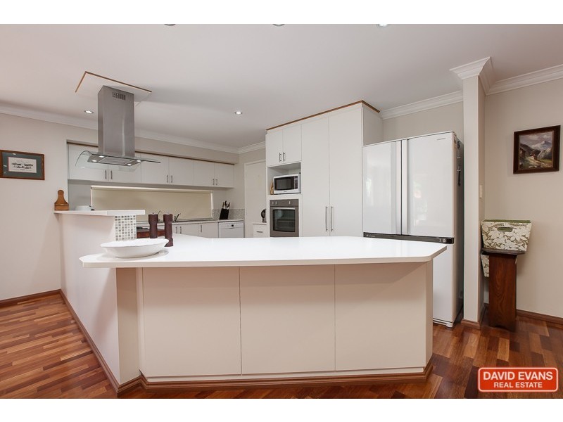 18 Wanderer Parkway, Baldivis WA 6171