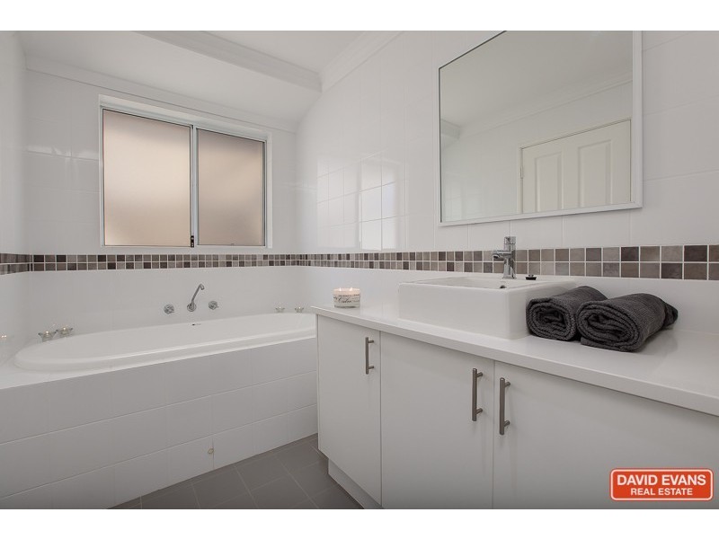 18 Wanderer Parkway, Baldivis WA 6171