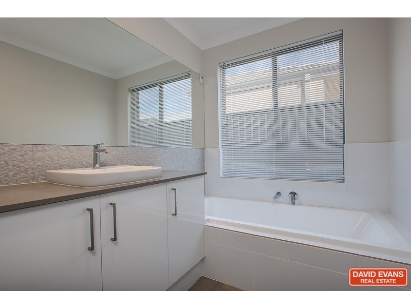 45 Dunmore Crescent, Harrisdale WA 6112