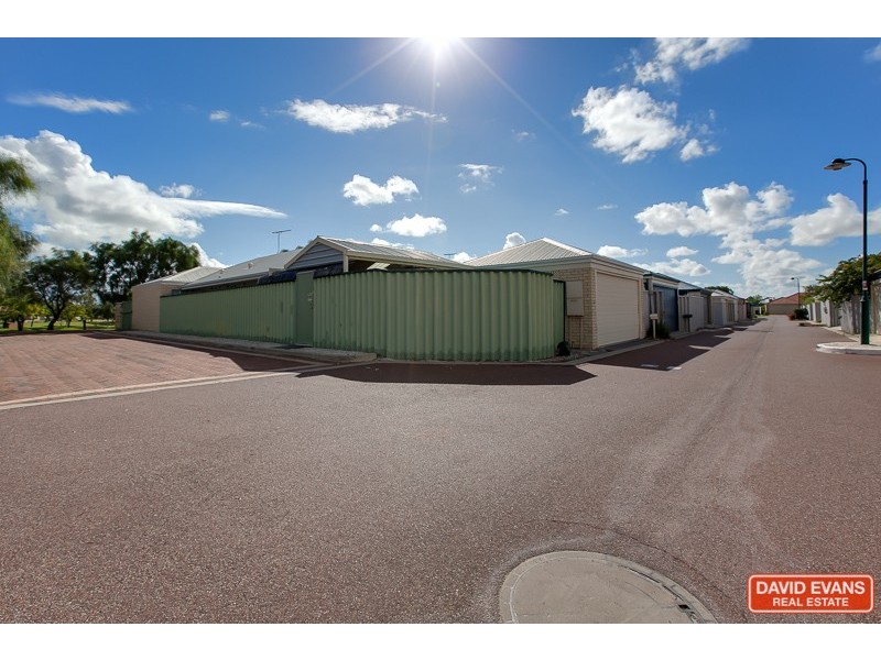15 Grado Lane, Port Kennedy WA 6172