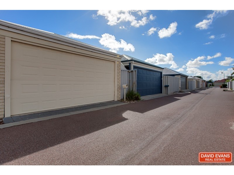 15 Grado Lane, Port Kennedy WA 6172