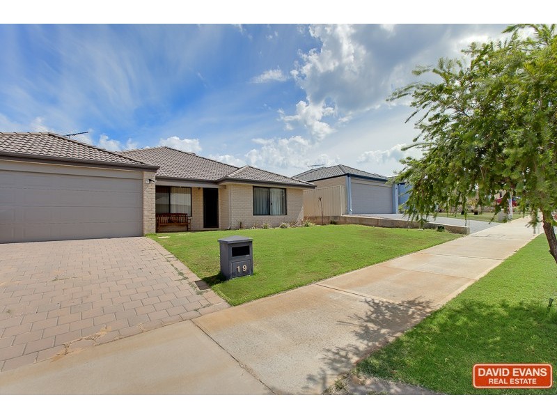 19 Remembrance Drive, Baldivis WA 6171