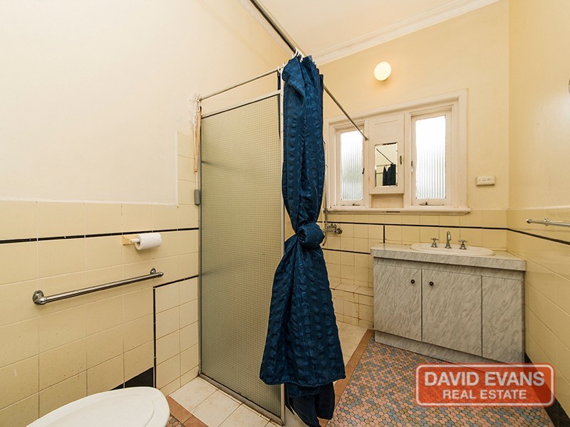 38 Hamilton Road, Hamilton Hill WA 6163