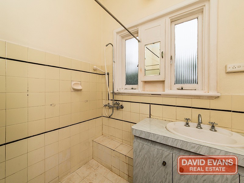38 Hamilton Road, Hamilton Hill WA 6163
