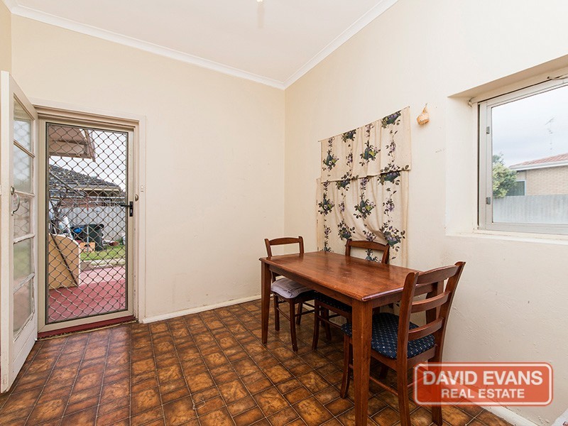 38 Hamilton Road, Hamilton Hill WA 6163
