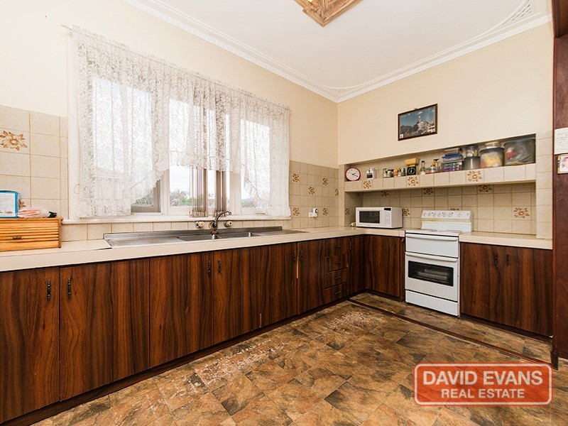 38 Hamilton Road, Hamilton Hill WA 6163
