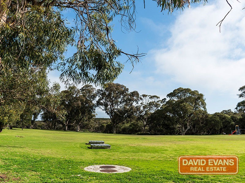 38 Hamilton Road, Hamilton Hill WA 6163