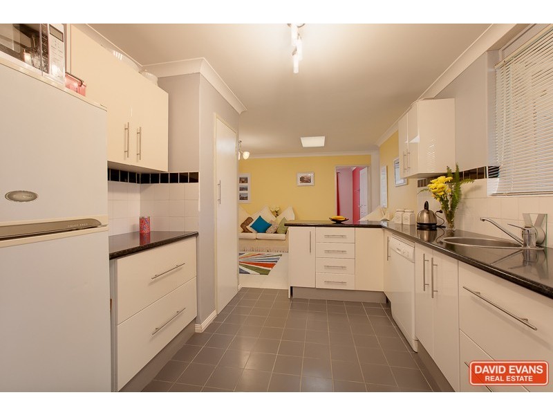 20 Quindalup Court, Hillman WA 6168