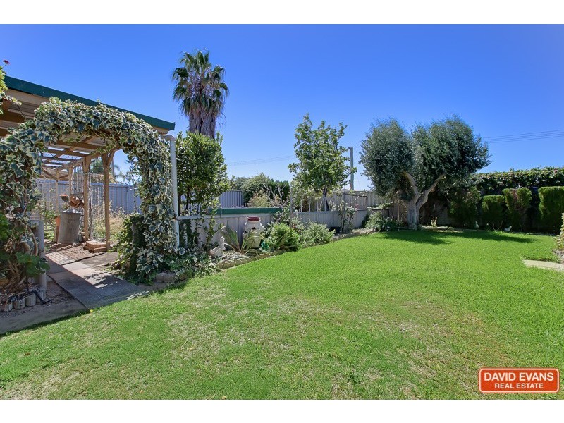 62 Wooramel Way, Cooloongup WA 6168