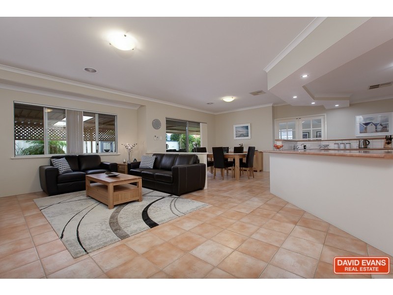 5 Sorelle Way, Port Kennedy WA 6172