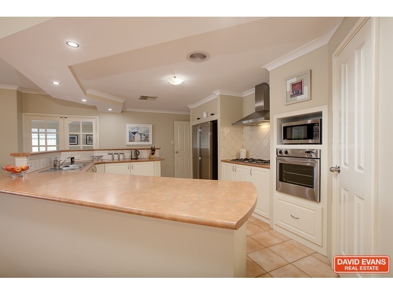 5 Sorelle Way, Port Kennedy WA 6172