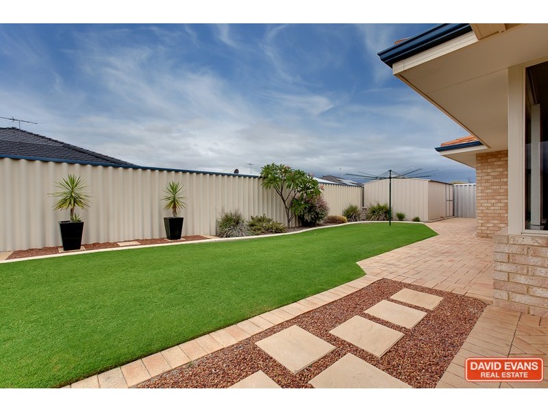 5 Sorelle Way, Port Kennedy WA 6172