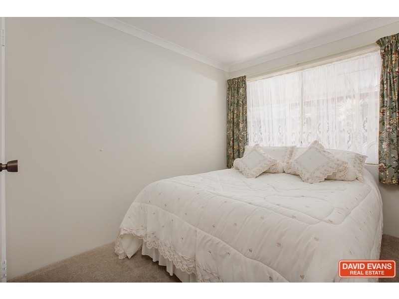 2 Greenlea Crescent, Warnbro WA 6169