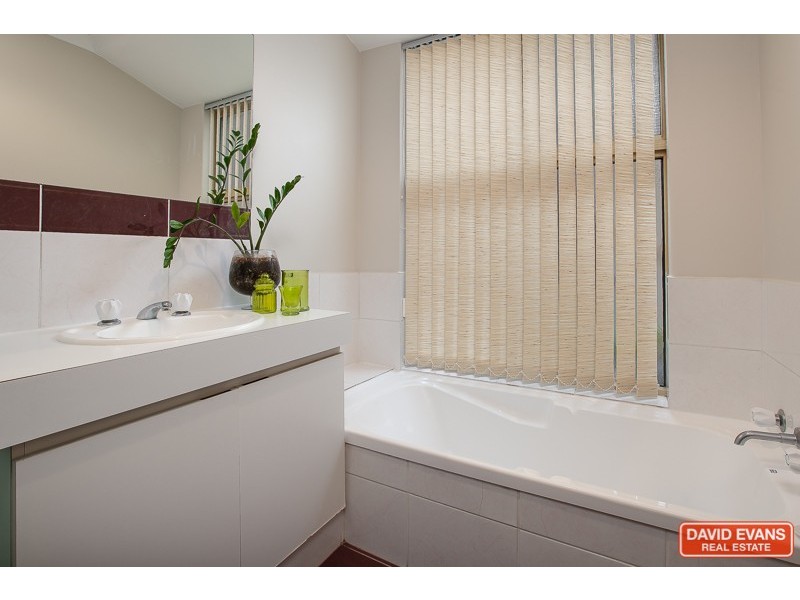 116 Woodbridge Drive, Cooloongup WA 6168