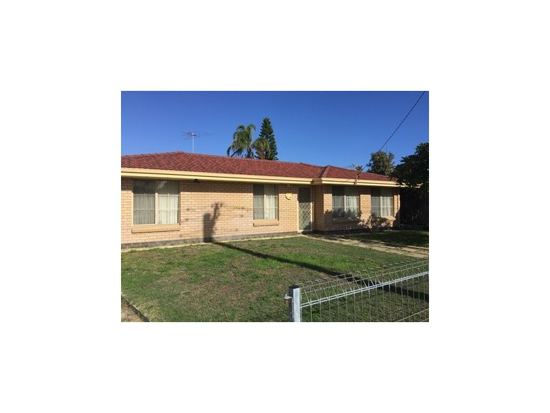 30 Belrose Crescent, Cooloongup WA 6168