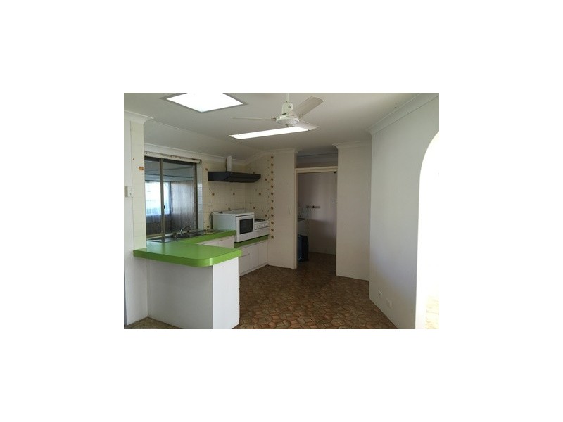 30 Belrose Crescent, Cooloongup WA 6168