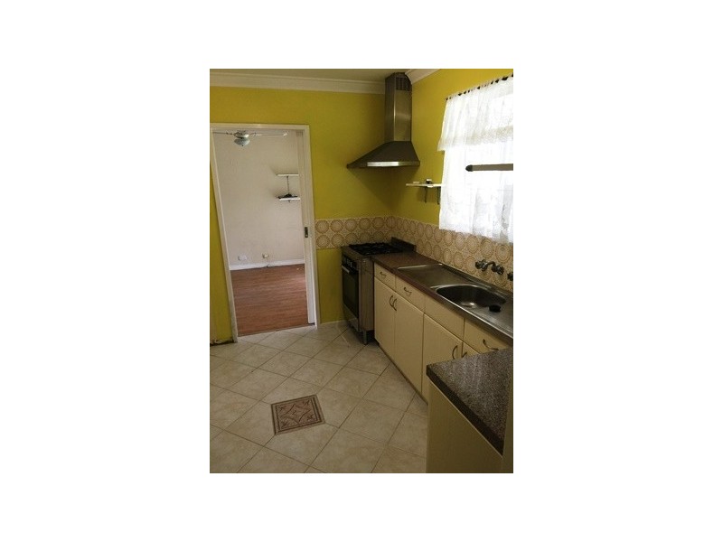 29 Kurrawa Street, Hillman WA 6168