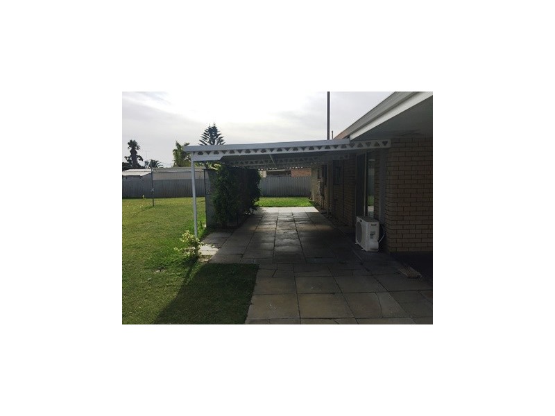 29 Kurrawa Street, Hillman WA 6168