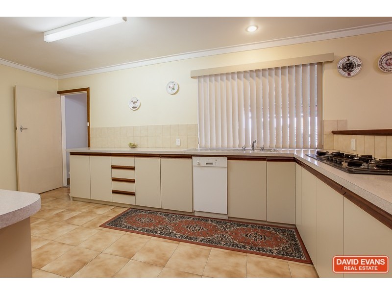 56 Malibu Road, Safety Bay WA 6169