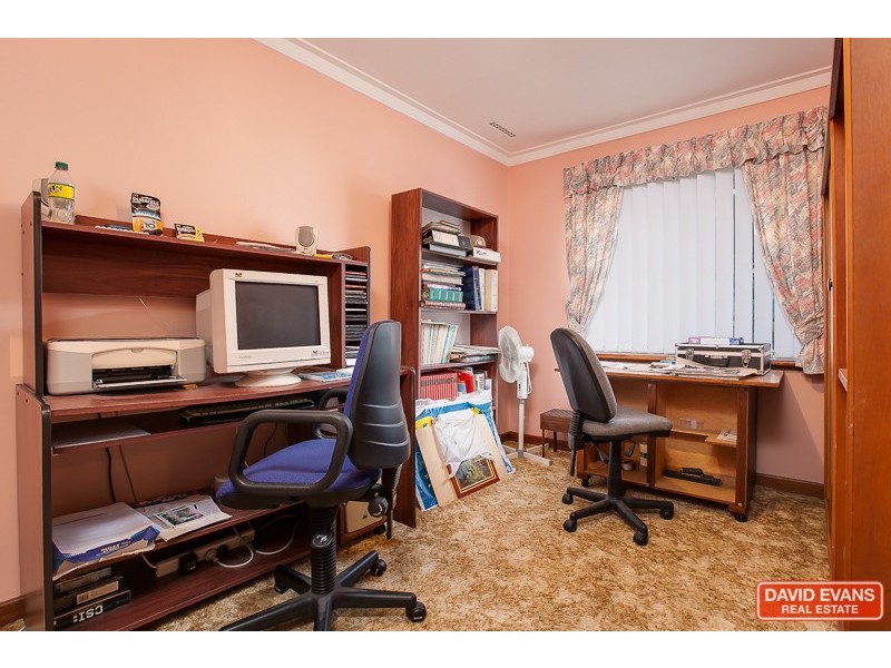 56 Malibu Road, Safety Bay WA 6169