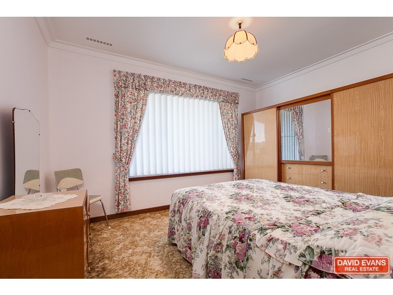 56 Malibu Road, Safety Bay WA 6169