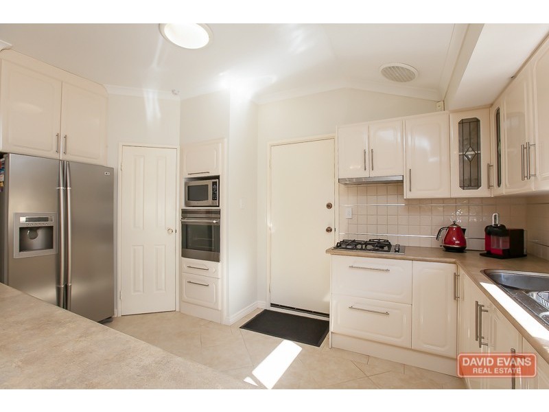 14 Hoskin Way, Baldivis WA 6171